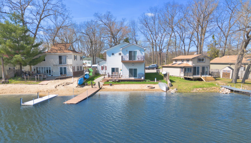 3070 Steeple Hill in White Lake, MI - Building Photo