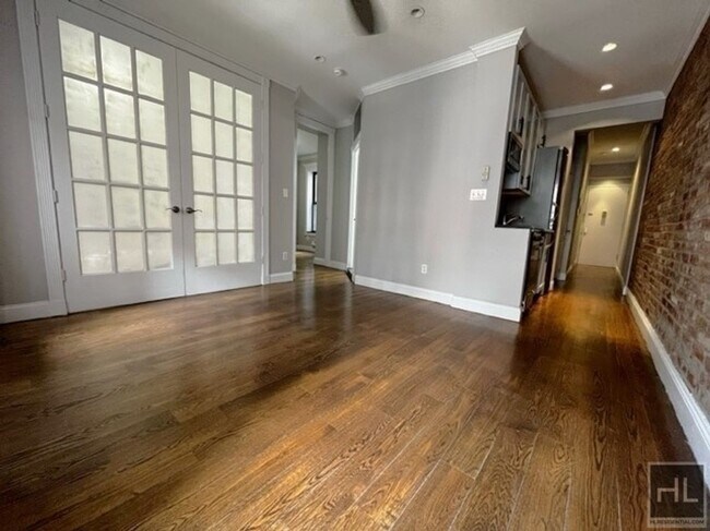 E 18TH ST., Unit 3D in New York, NY - Building Photo - Building Photo