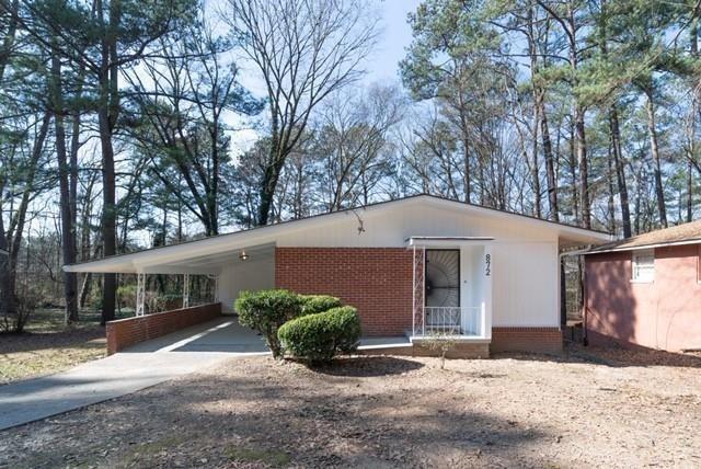 872 Harwell Rd NW in Atlanta, GA - Building Photo