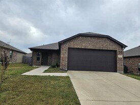 1405 Brindle Dr in Greenville, TX - Building Photo