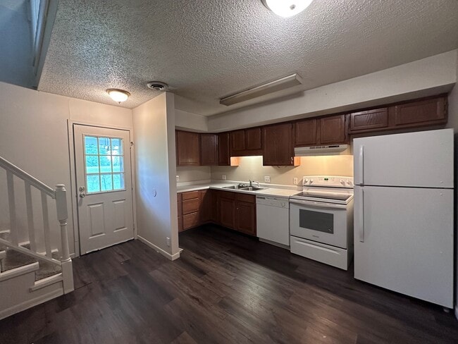 15986 Arrowhead Rd in Danville, IL - Building Photo - Building Photo