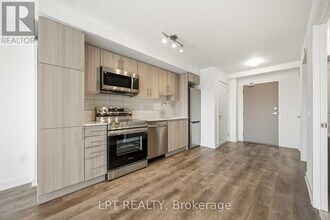 1010 Sandy Beach Rd in Pickering, ON - Building Photo - Building Photo