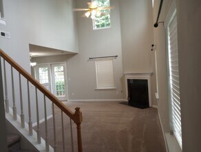 108 Lacombe Ct in Holly Springs, NC - Building Photo - Building Photo