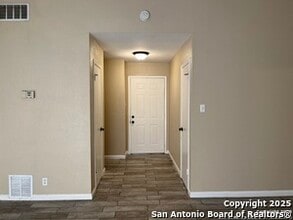6522 Ridge Willow Dr in San Antonio, TX - Building Photo - Building Photo