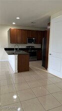 7746 Bristol Cir in Naples, FL - Building Photo - Building Photo