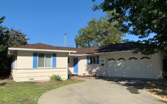 1105 Plymouth Dr in Sunnyvale, CA - Building Photo