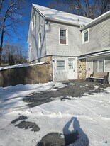 1129 Southford Rd in Middlebury, CT - Building Photo