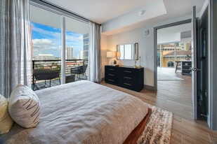 Novo Las Olas in Fort Lauderdale, FL - Building Photo