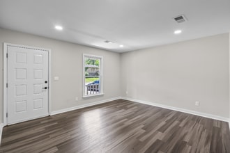 103 Roberta Dr in Summerville, SC - Building Photo - Building Photo