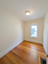 41 Ossipee Rd, Unit 1 in Somerville, MA - Building Photo - Building Photo