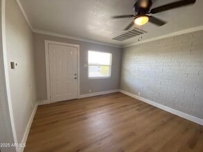 1595 W Mountain View Rd in Phoenix, AZ - Building Photo - Building Photo