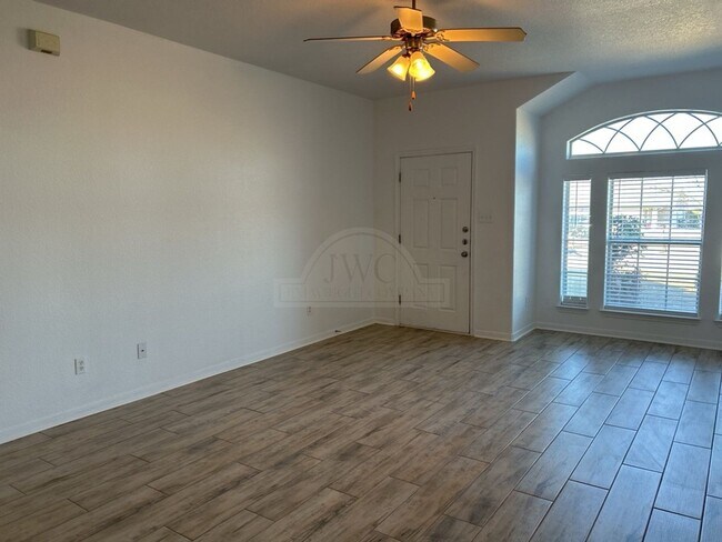 1905 Charleston Ct in Killeen, TX - Building Photo - Building Photo