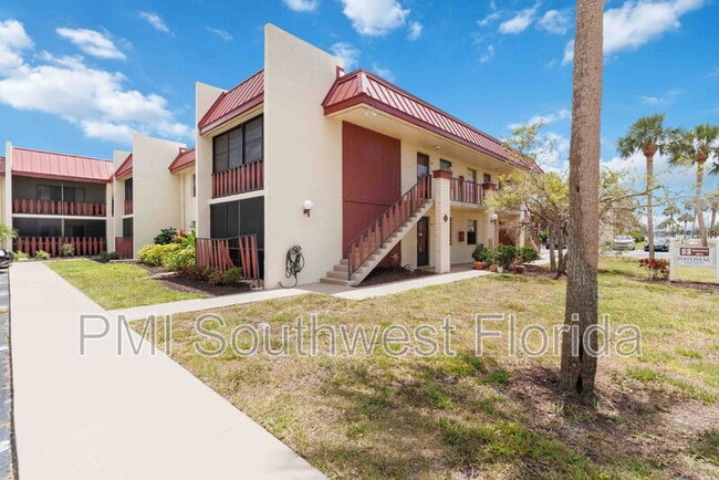 88 Boundary Blvd in Rotonda West, FL - Building Photo - Building Photo