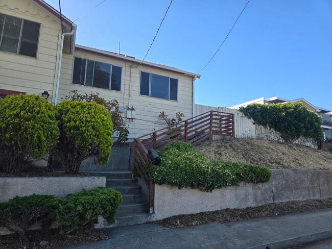 5607 El Dorado Ave