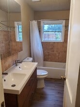 5131 Lyndhurst Dr in Houston, TX - Building Photo - Building Photo