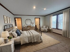 1980 Winter Park Dr in Ankeny, IA - Foto de edificio - Building Photo