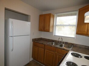 1300 W Intendencia St in Pensacola, FL - Building Photo - Building Photo