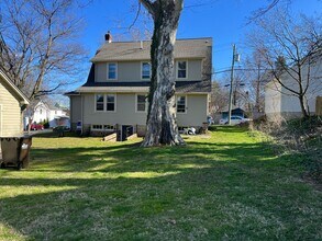 194 Shewell Ave in Doylestown, PA - Building Photo - Building Photo