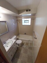 7384 Pearl Rd in Middleburg Heights, OH - Building Photo - Building Photo
