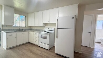 3462 S 700 E in South Salt Lake, UT - Building Photo - Building Photo