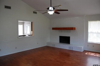 16215 Carole Dr in Whitehouse, TX - Building Photo - Building Photo