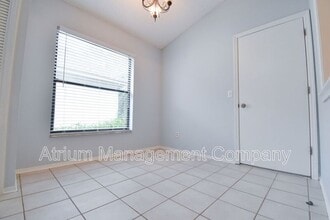 277 Lakebreeze Cir in Lake Mary, FL - Building Photo - Building Photo