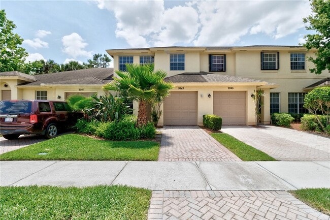 property at 9943 E Villa Cir