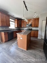 2101 Emma Ave in Montgomery, IL - Building Photo - Building Photo