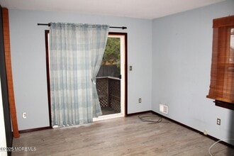11 Center Ave in Keansburg, NJ - Building Photo - Building Photo