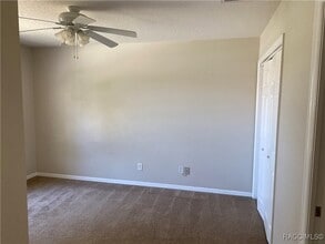 5420 W Oak Park Blvd in Homosassa, FL - Building Photo - Building Photo