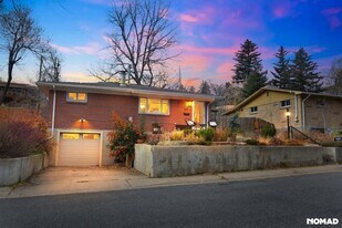 316 East St in Golden, CO - Building Photo