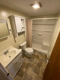 108 E Buck Ave photo'