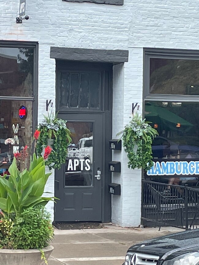 property at 34 S Sandusky St