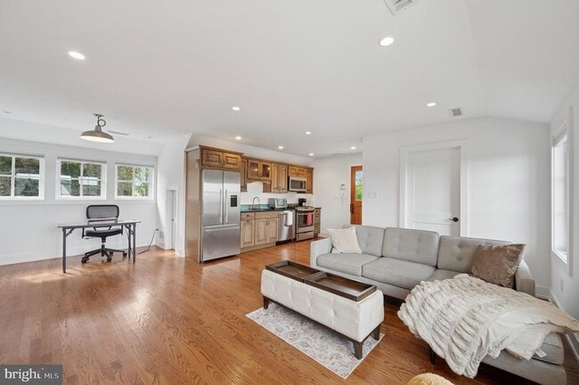 1125 Ginkgo Ln in Gladwyne, PA - Building Photo - Building Photo