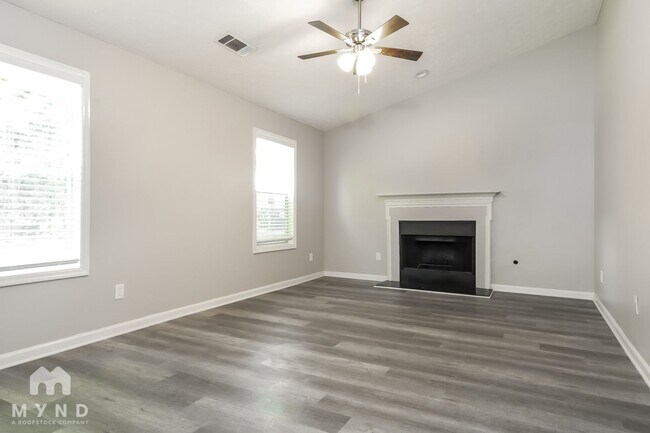 7138 Lone Oak Trce in Lithonia, GA - Building Photo - Building Photo