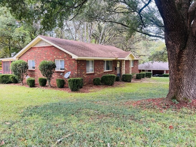 320 Green Ridge Rd in Montgomery, AL - Building Photo - Building Photo