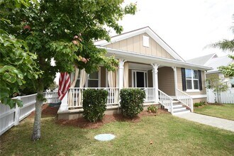 28 Sandy Beach Way in Palm Coast, FL - Building Photo - Building Photo