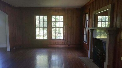 2745 Sherrills Ford Rd in Salisbury, NC - Building Photo - Building Photo