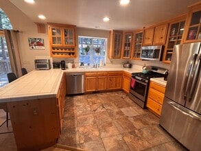 11756 St Bernard Dr in Truckee, CA - Building Photo - Building Photo