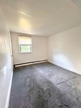 17 Mill St in Wappingers Falls, NY - Building Photo - Building Photo