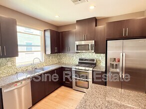 7849 Inception Way in San Diego, CA - Building Photo - Building Photo