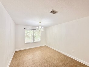 5431 Munson Hwy in Milton, FL - Building Photo - Building Photo