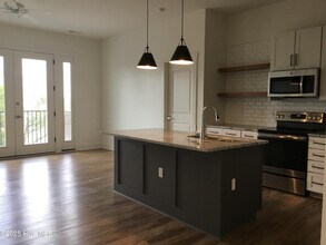 204 Arcadian Row in Wilmington, NC - Building Photo - Building Photo
