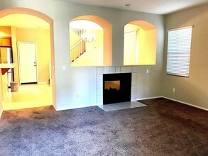 2553 Sparkling Water Ct in Palmdale, CA - Building Photo - Building Photo