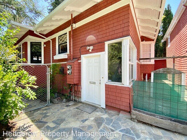 543 Franklin St in Napa, CA - Foto de edificio - Building Photo