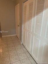 13710 SW 18th Terrace-Unit -0 in Miami, FL - Foto de edificio - Building Photo