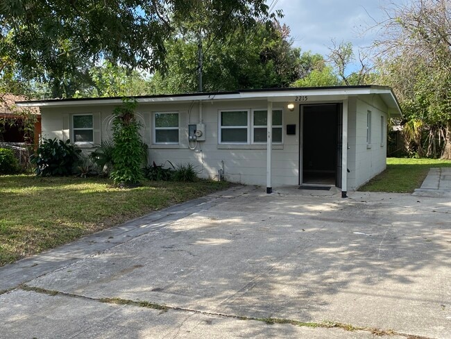 property at 2215 W 12th St