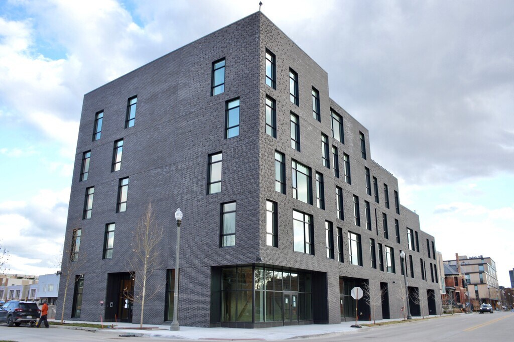 The Flats at 200 Edmund Apartments Detroit, MI Apartments For Rent