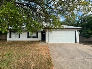 7810 Copperas Dr in Austin, TX - Building Photo - Building Photo