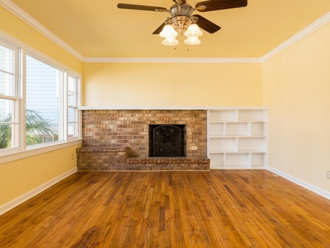 1409 Winnie St in Galveston, TX - Building Photo - Building Photo